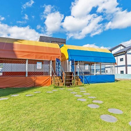 Gold Beach Resort ヨス市 エクステリア 写真