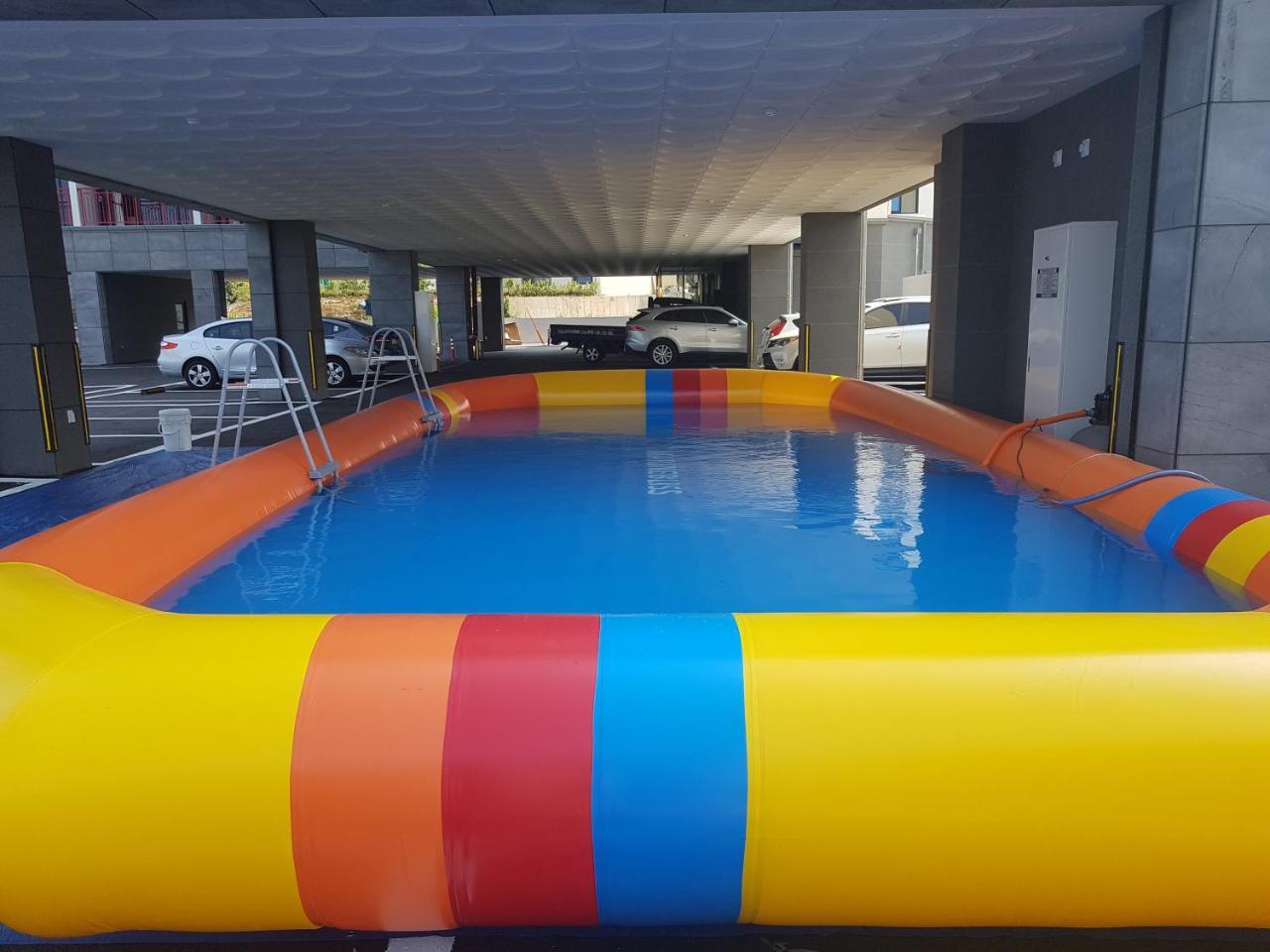 Gold Beach Resort ヨス市 エクステリア 写真